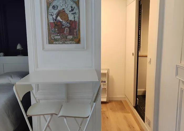 Rue Saint - Cathédrale - Cour Appartement *